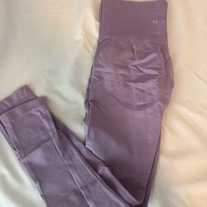 NVGTN contour leggings